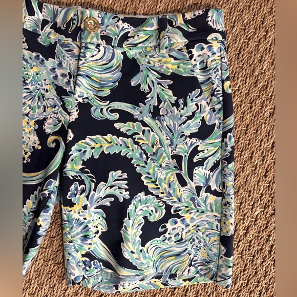 LILLY PULITZER | LP Shorts Size 0 - Picture 10 of 13